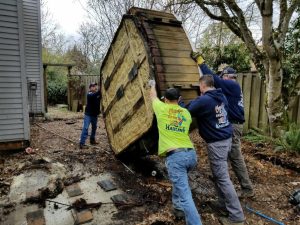 How should you dispose of your old furniture? Marysville junk removal services