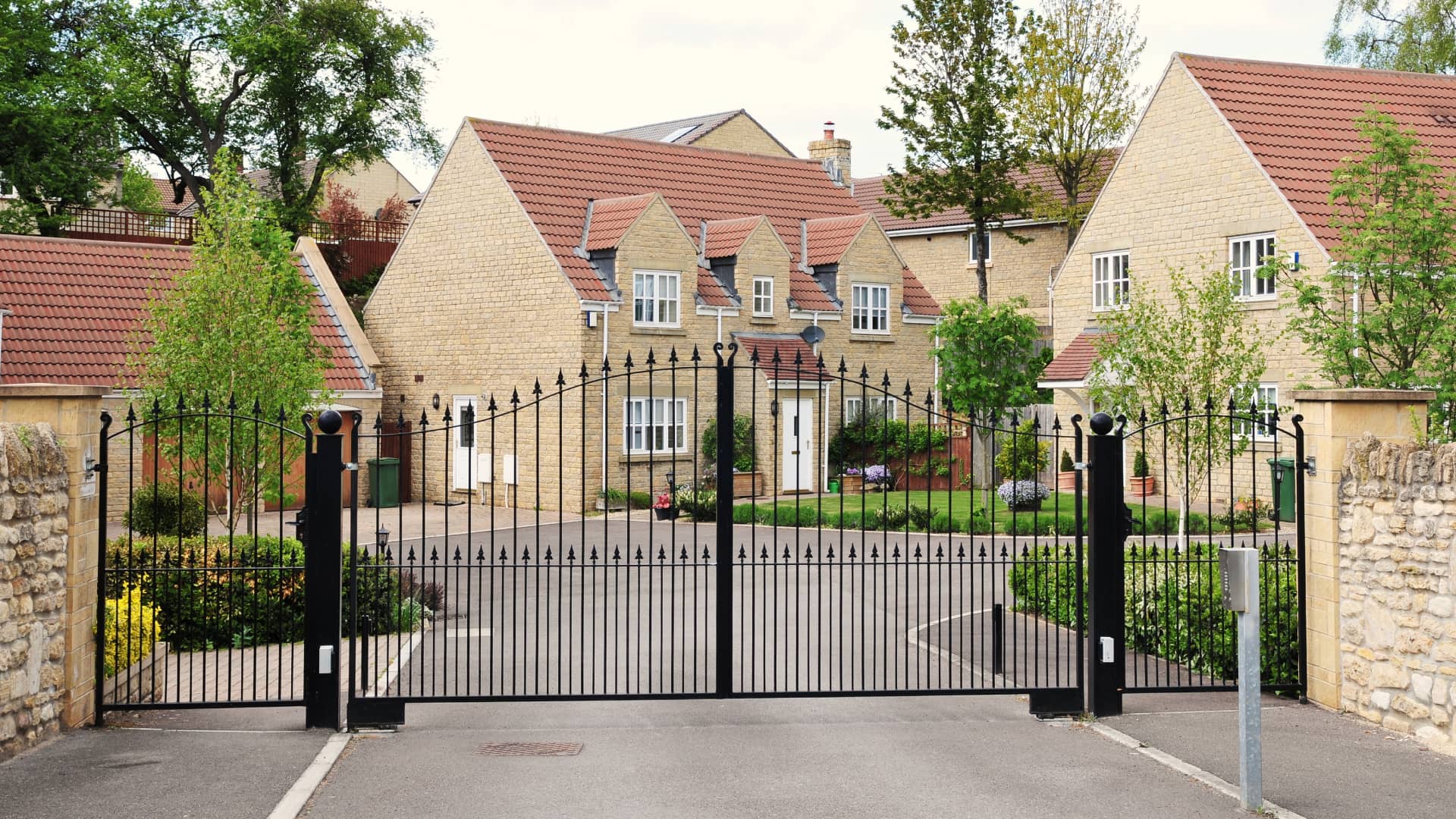 How Advanced Gate Repair Enhances Home Security with Custom Gate Installations