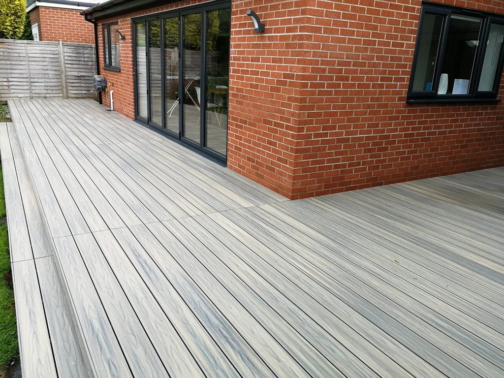 deck builders